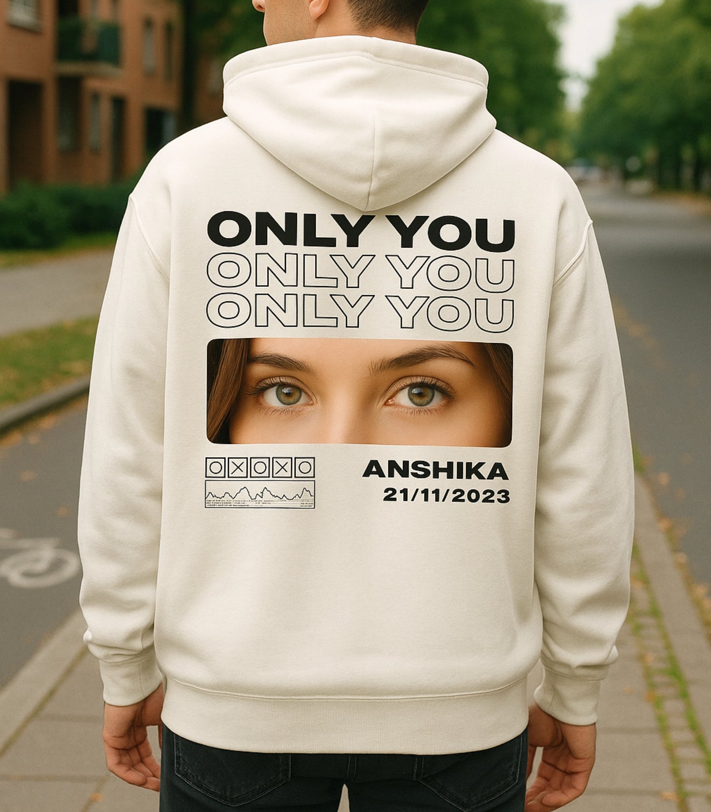 Eyes on You Tee